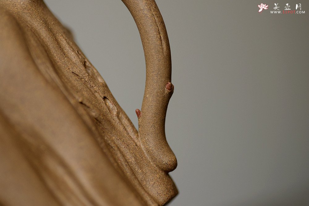 紫砂壶图片：刘秀全手经典作品 肌理自然生动 高挑挺拔 古朴之味~~颀长壶 - 宜兴紫砂壶网