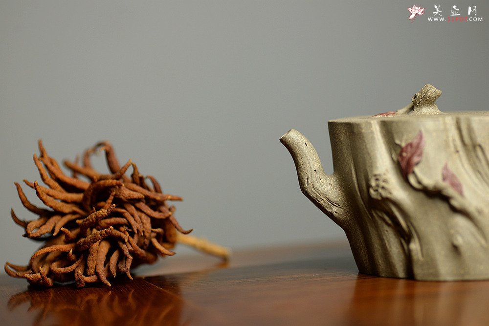 紫砂壶图片：学院派风格~ 郑志贤全手作品 秋吟 一缕秋风迎面来~ - 宜兴紫砂壶网