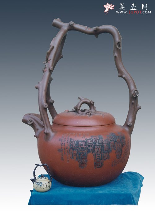 紫砂壶图片：特大东坡提梁壶 - 宜兴紫砂壶网