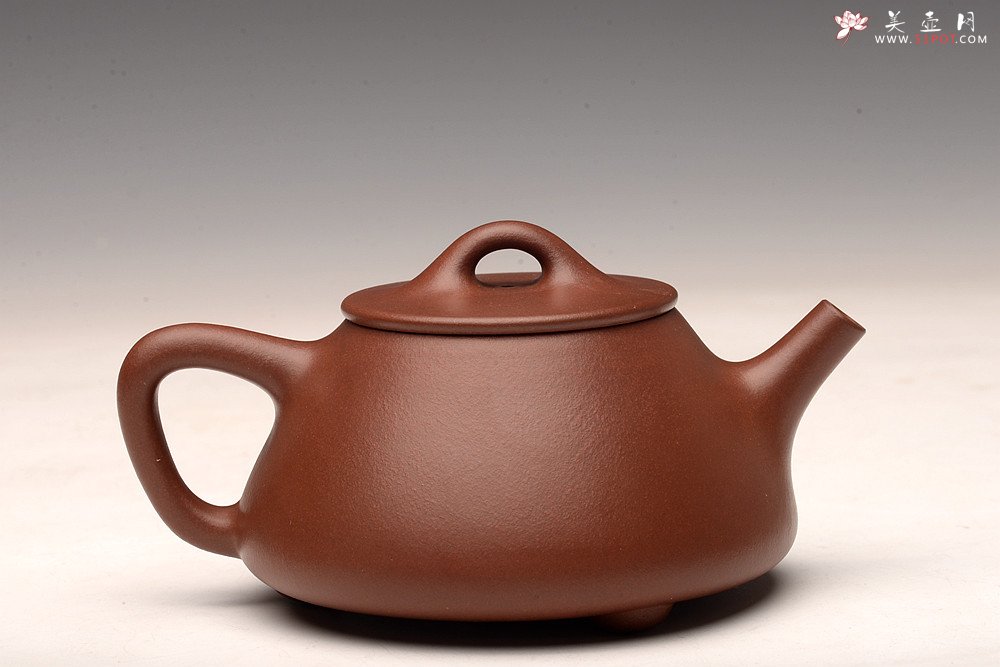 紫砂壶图片：乙未夏日作品 徐正涛全手传统经典 平盖小石瓢~ - 宜兴紫砂壶网