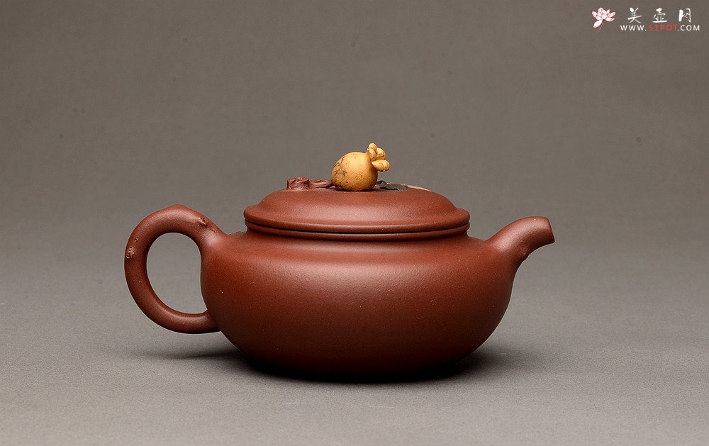 紫砂壶图片：周路健全手新作 春华秋实之仿古 逼真生动 - 宜兴紫砂壶网