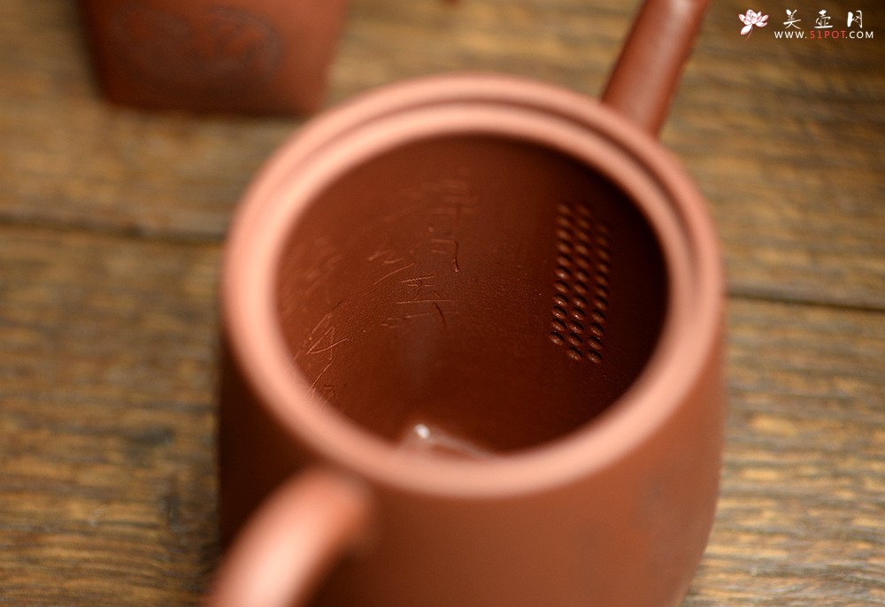 紫砂壶图片：詹黎明经典代表作 方圆之美 紫玉金砂 全手汉韵套组 张听刚装饰 金农清味~ - 宜兴紫砂壶网