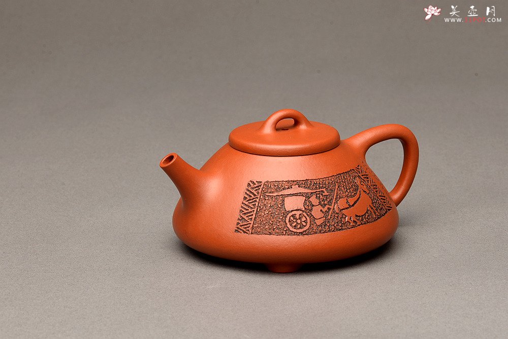 紫砂壶图片：徐亚春作品 优质朱泥 子冶石瓢 啄砂装饰 文气实用 - 宜兴紫砂壶网