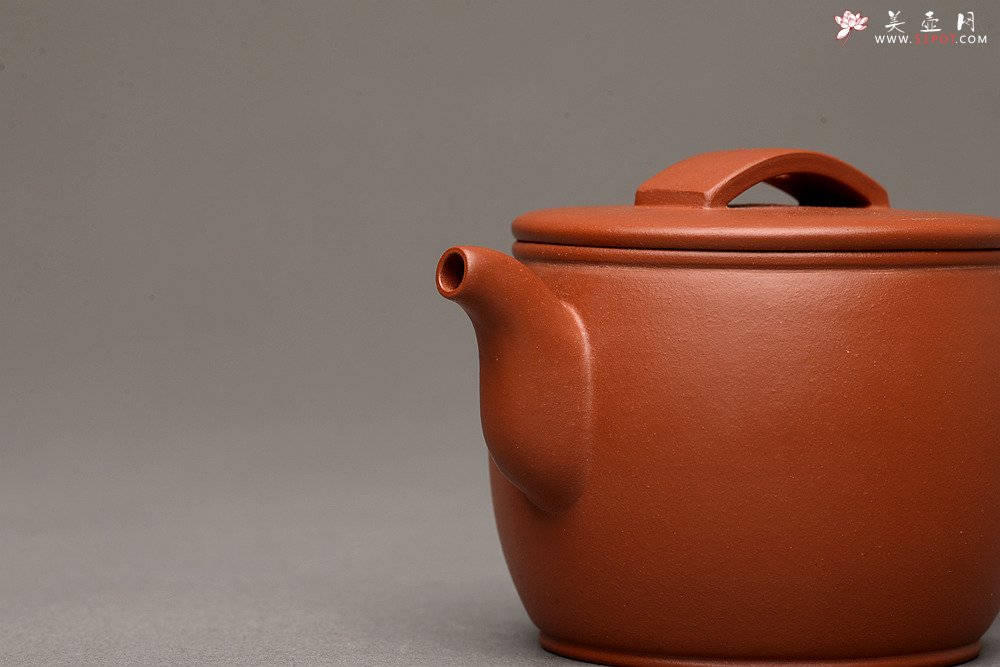 紫砂壶图片：王微全手新品 大口实用 优质朱泥~~全手小汉瓦 - 宜兴紫砂壶网