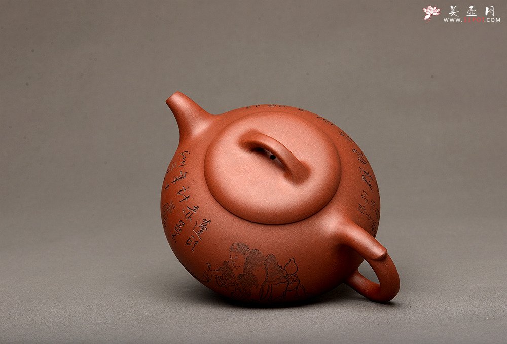 紫砂壶图片：刘海戏金蟾 张听刚精心装饰 文气之作 过桥扁腹 - 宜兴紫砂壶网