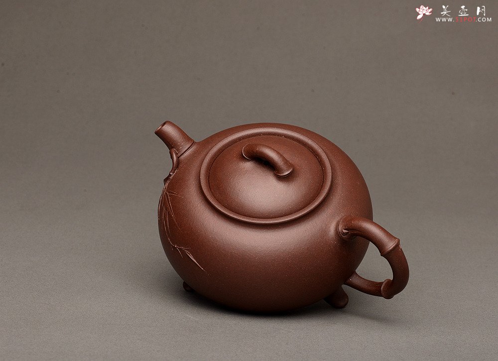 紫砂壶图片：钱佳欣全手作品 稳重大气 贴叶飘逸 全手润竹 - 宜兴紫砂壶网