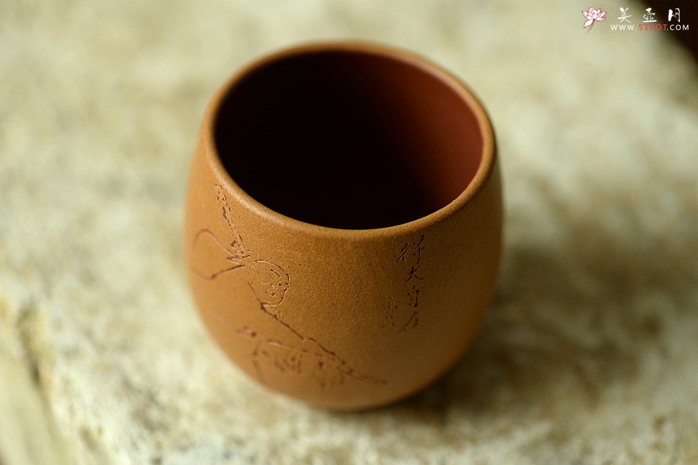 紫砂壶图片：曲峰雅致品茗杯 做工精致 - 宜兴紫砂壶网