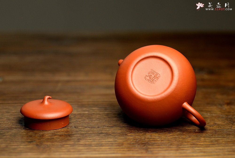 紫砂壶图片：优质朱泥 娇艳迷人 全手朱泥茄段 实用精品 - 宜兴紫砂壶网