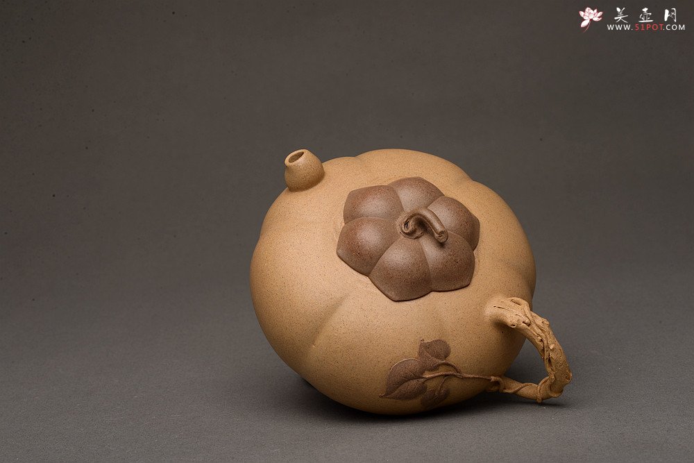 紫砂壶图片：顾正芳乙未年秋全手新作 曼妙田园 诗情画意 琼姿 优质本山绿 - 宜兴紫砂壶网