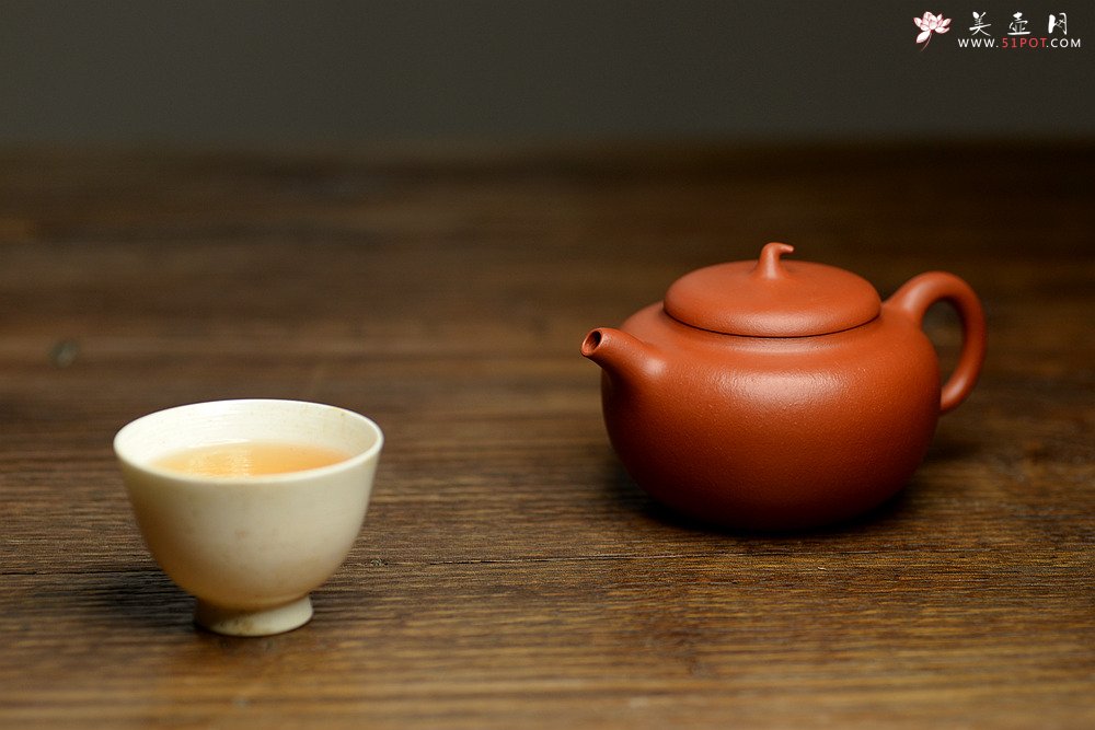 紫砂壶图片：优质朱泥 娇艳迷人 全手朱泥茄段 实用精品 - 宜兴紫砂壶网