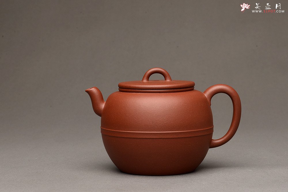 紫砂壶图片：钱林芳全手新作 韵味独特 做工精致 线韵 - 宜兴紫砂壶网