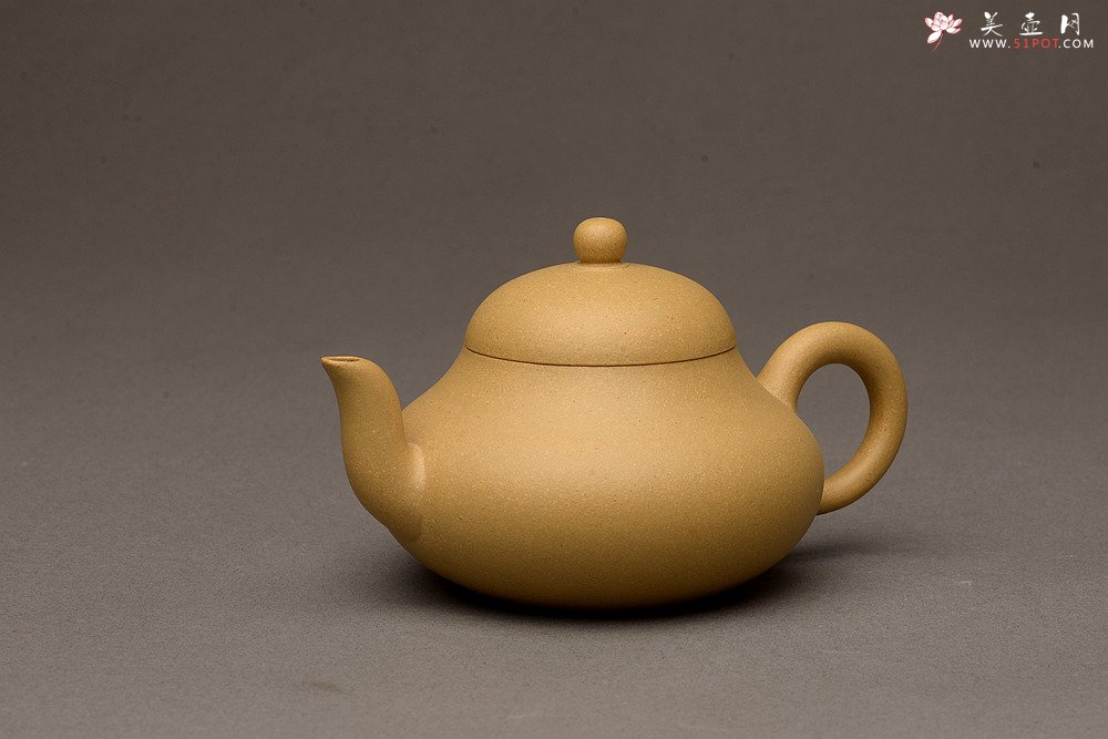 紫砂壶图片：王微全手新品 灵气可人 梨形 - 宜兴紫砂壶网