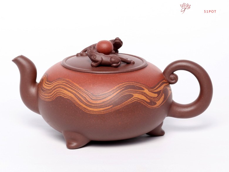 紫砂壶图片：二龙戏珠 - 宜兴紫砂壶网