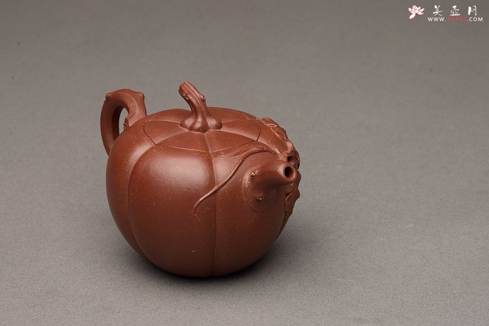 紫砂壶图片：原创作品 孙伟强张新亚合作 贴叶精湛 灵巧曼妙 小南瓜 - 宜兴紫砂壶网