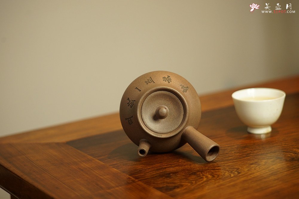 紫砂壶图片：淞庐出品 全手佳作 文气十足~ 云水禅心急须二式 炮嘴独孔 - 宜兴紫砂壶网