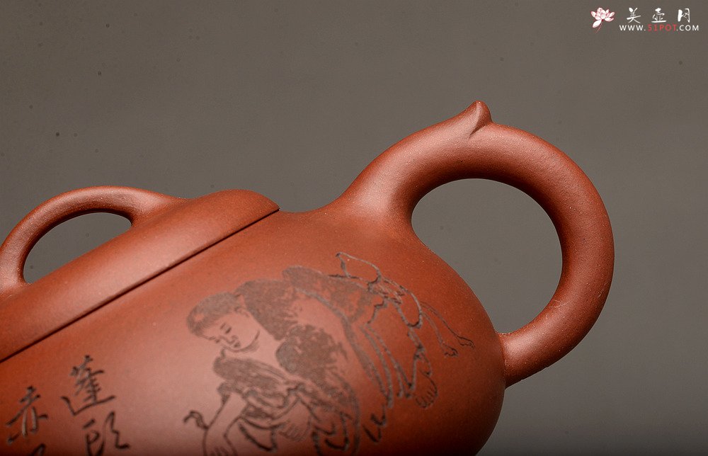 紫砂壶图片：刘海戏金蟾 张听刚精心装饰 文气之作 过桥扁腹 - 宜兴紫砂壶网