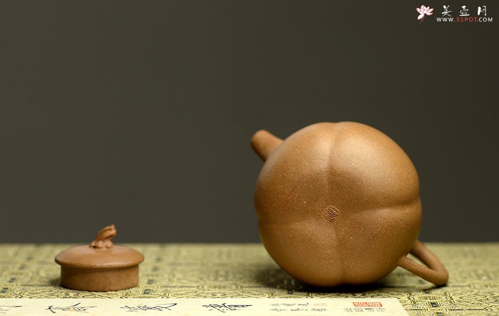 紫砂壶图片：姜建荣全手作品 古拙有趣 小巧可人 全手硕果  - 宜兴紫砂壶网