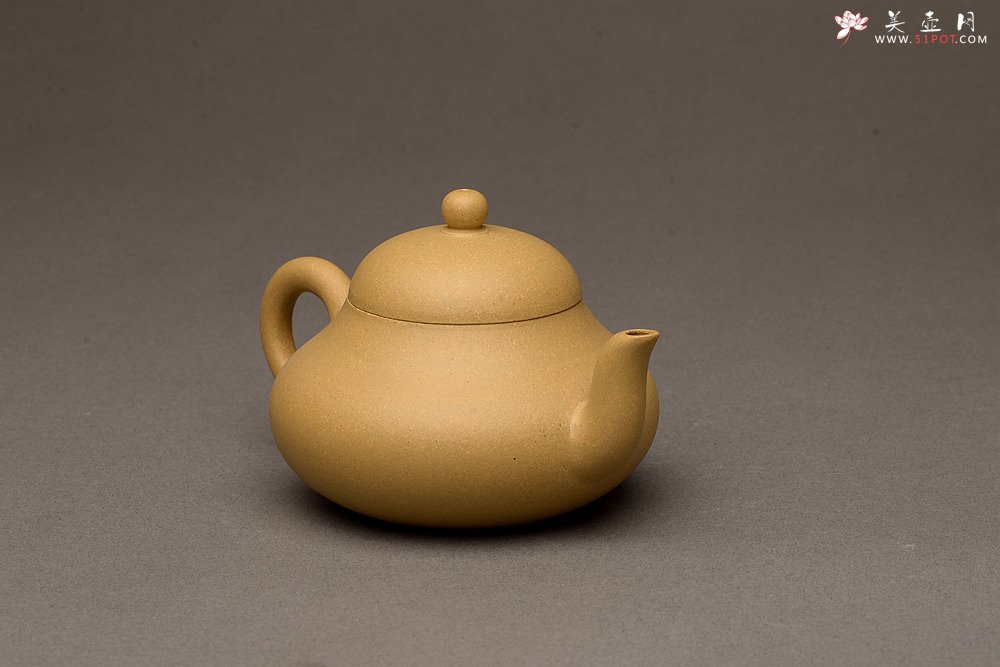 紫砂壶图片：王微全手新品 灵气可人 梨形 - 宜兴紫砂壶网