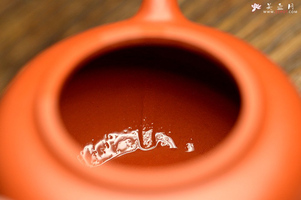 紫砂壶图片：优质朱泥 娇艳迷人 全手朱泥茄段 实用精品 - 宜兴紫砂壶网