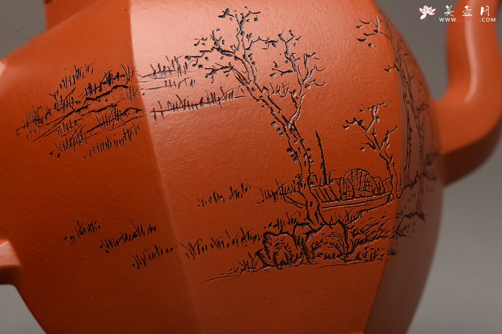 紫砂壶图片：优质朱泥 刻绘老味 全手镶片 六方宫灯 挺拔俊秀  - 宜兴紫砂壶网