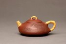 紫砂壶图片：李彦雄新品 雅趣 松鼠栩栩如生 三友石瓢 - 宜兴紫砂壶网
