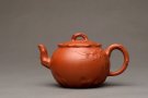 紫砂壶图片：朱牧清新品 葡萄壶 实用花货 原矿赵庄朱泥 难度颇大 - 宜兴紫砂壶网