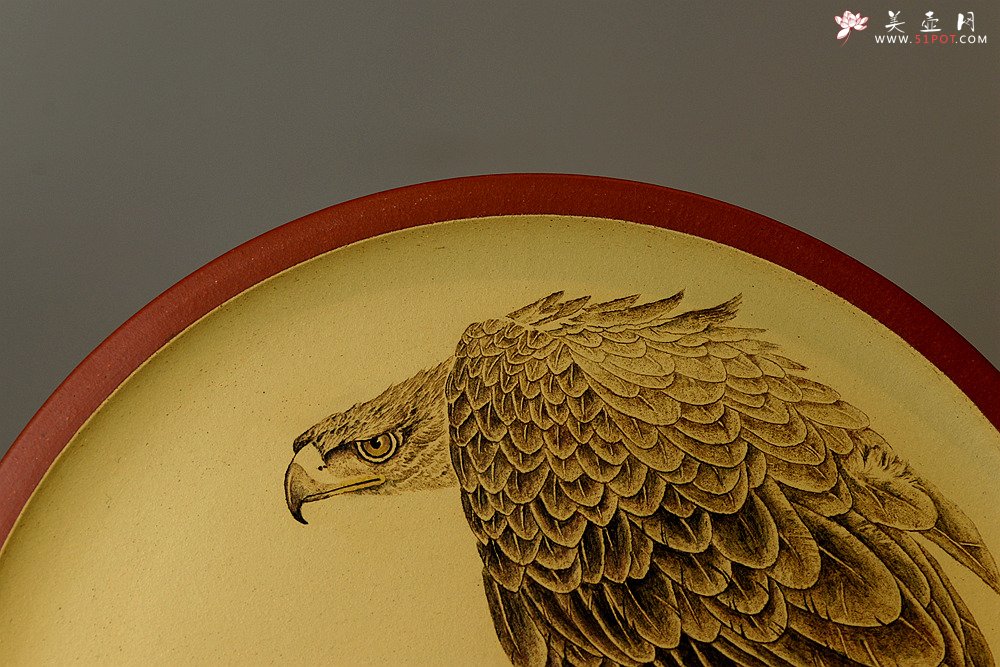 紫砂壶图片：张听刚精品30cm挂盘 鹰 生态逼真 栩栩如生 层次感强 送礼自藏 - 宜兴紫砂壶网