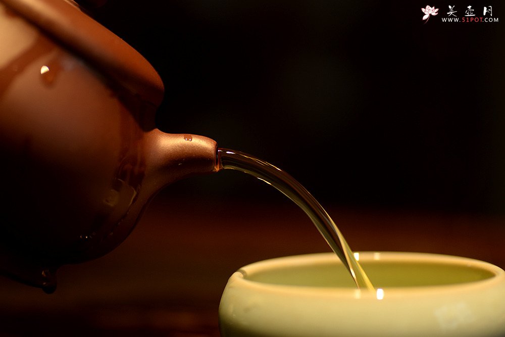 紫砂壶图片：美壶特惠 圆润饱满 大口实用 潘壶~~优质枣红泥 极易泡养 - 宜兴紫砂壶网