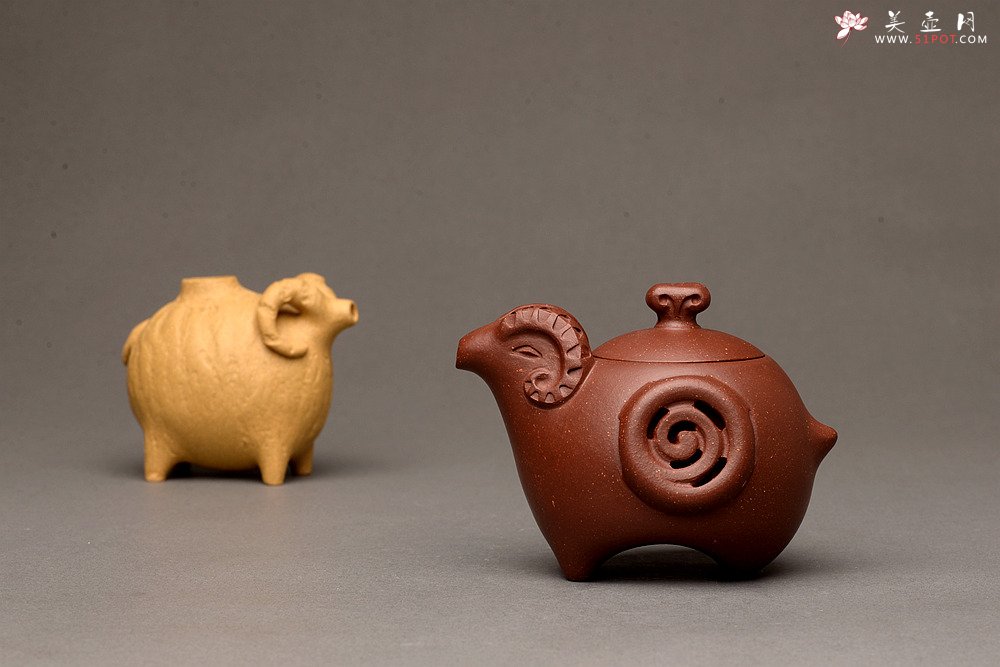 紫砂壶图片：美壶特惠之吉羊 喜气洋洋 有趣实用  - 宜兴紫砂壶网