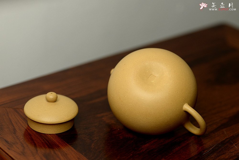 紫砂壶图片：于洪霞全手新品 灵巧可人 做工精致 福圆 - 宜兴紫砂壶网