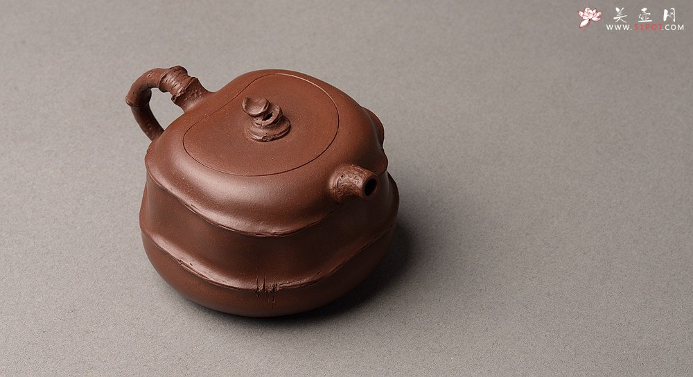 紫砂壶图片：花货新风尚 道法自然 妙趣横生 潘丹初乙未年全手之作 溪竹 - 宜兴紫砂壶网