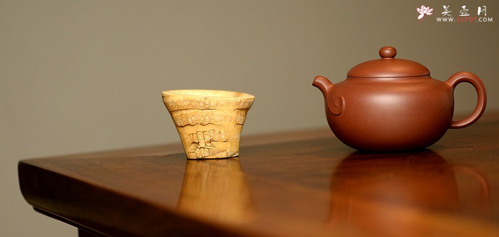 紫砂壶图片：于洪霞乙未冬全手新作 敦厚可人 立意颇新 闲云 冬日小品 - 宜兴紫砂壶网