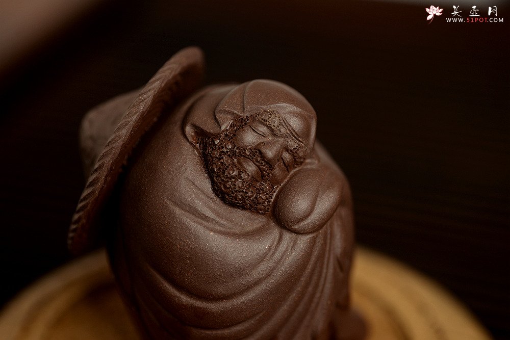 紫砂壶图片：养心达摩 神态生动 做工精致  - 宜兴紫砂壶网