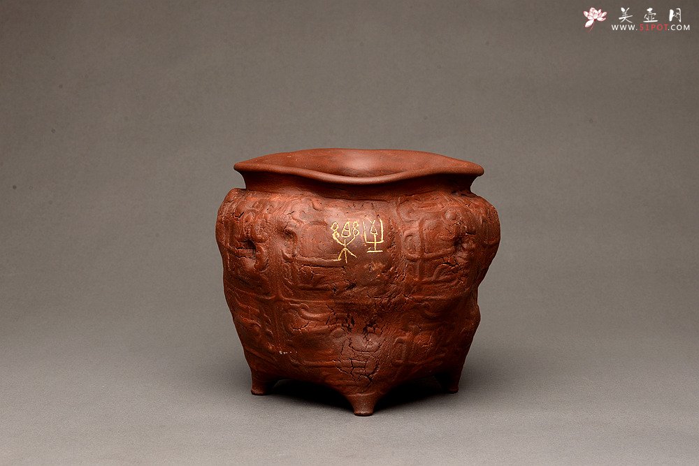 紫砂壶图片：全手文房雅玩之鼎 造型古拙  - 宜兴紫砂壶网