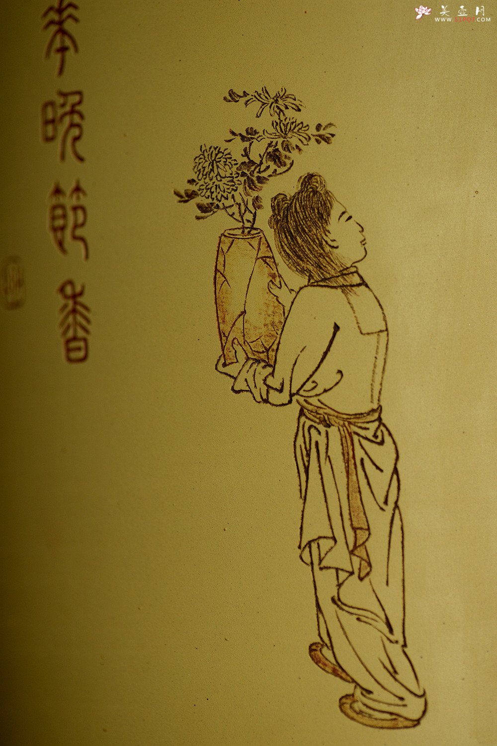 紫砂壶图片：张听刚笔筒 高士赏菊图 以刀代笔 行云流水 老辣精炼 - 宜兴紫砂壶网