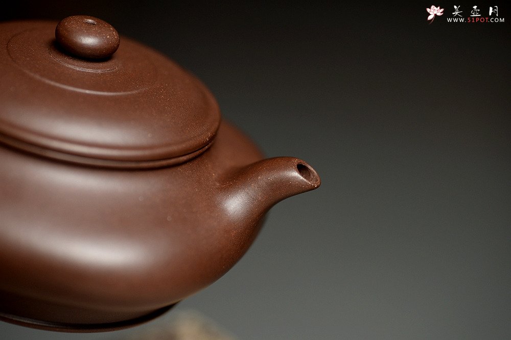 紫砂壶图片：美壶特惠 线条流畅 方圆之美 实用佳品 四方虚扁 - 宜兴紫砂壶网