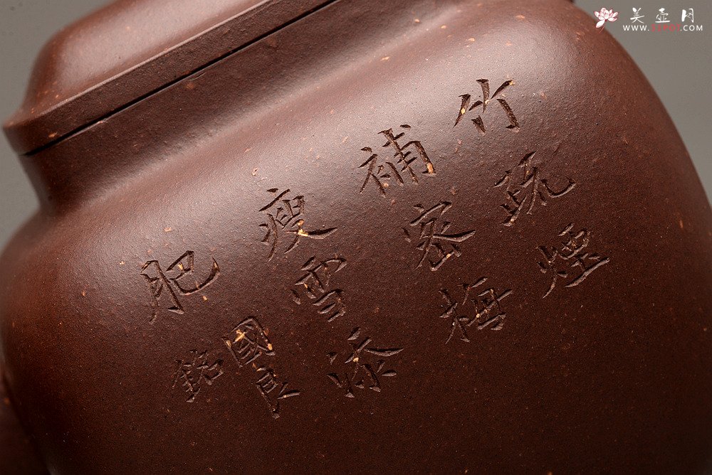 紫砂壶图片：许国良风雅装饰 实力许浒 浑厚高俊 精品代表作 全手鸣远四方 - 宜兴紫砂壶网