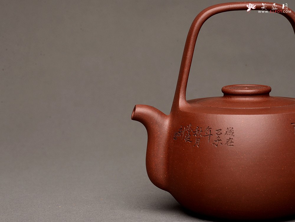 紫砂壶图片：钱建荷全手新作 福乐提梁 做工精致 国助袁德波装饰 - 宜兴紫砂壶网