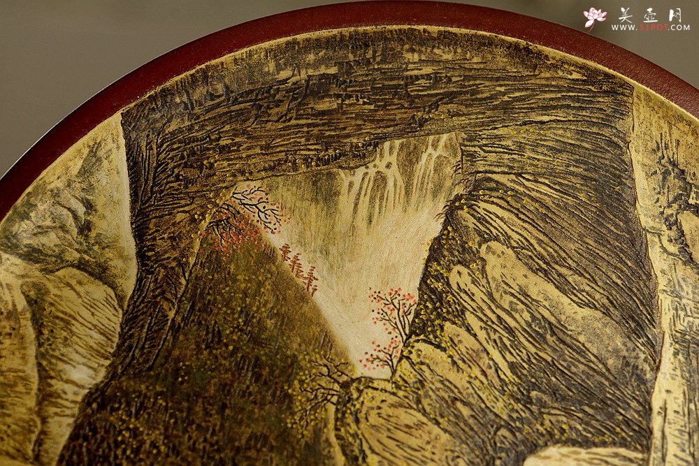 紫砂壶图片：张听刚新意装饰 山水挂盘 紫砂着色 韵味十足 精品~ - 宜兴紫砂壶网