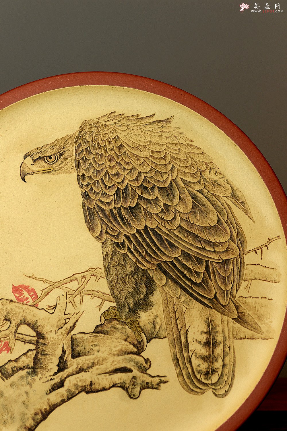 紫砂壶图片：张听刚精品30cm挂盘 鹰 生态逼真 栩栩如生 层次感强 送礼自藏 - 宜兴紫砂壶网