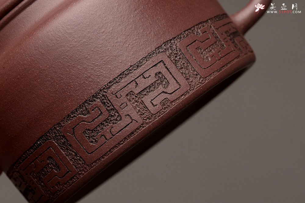 紫砂壶图片：张智耀新作 全手德钟 器型端正 耐品实用 张听刚装饰 - 宜兴紫砂壶网