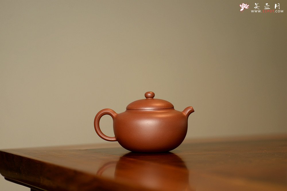 紫砂壶图片：于洪霞乙未冬全手新作 敦厚可人 立意颇新 闲云 冬日小品 - 宜兴紫砂壶网