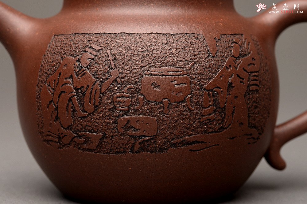 紫砂壶图片：端庄秀雅 双刀禅意装饰 全手和悦 适宜普洱、红茶 - 宜兴紫砂壶网