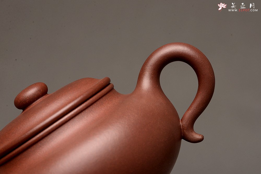 紫砂壶图片：徐正涛全手经典作品 清秀俊雅 上等紫泥 小仿古 - 宜兴紫砂壶网