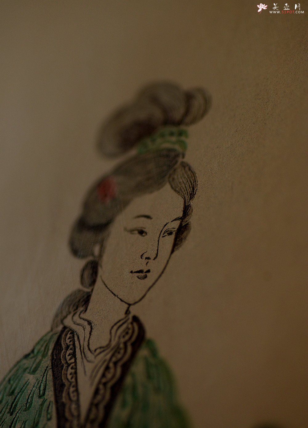 紫砂壶图片：谭华斌精心装饰  壁画 送礼自珍佳作 - 宜兴紫砂壶网