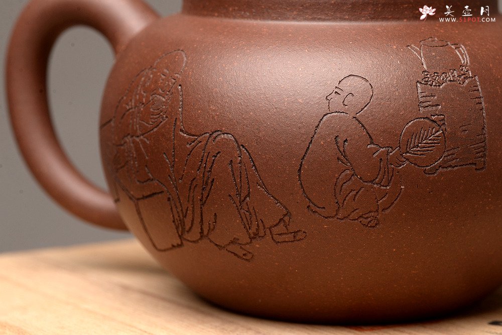 紫砂壶图片：张听钢精刻之作 全手平盖莲子 耐品古朴 油润老紫泥调砂 - 宜兴紫砂壶网