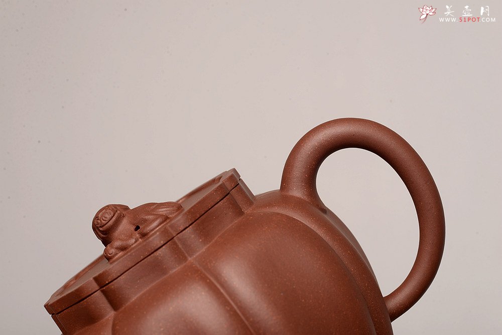 紫砂壶图片：酒虎全手筋囊新作 耐品佳作 做工精致 狮球对壶  推荐~ - 宜兴紫砂壶网
