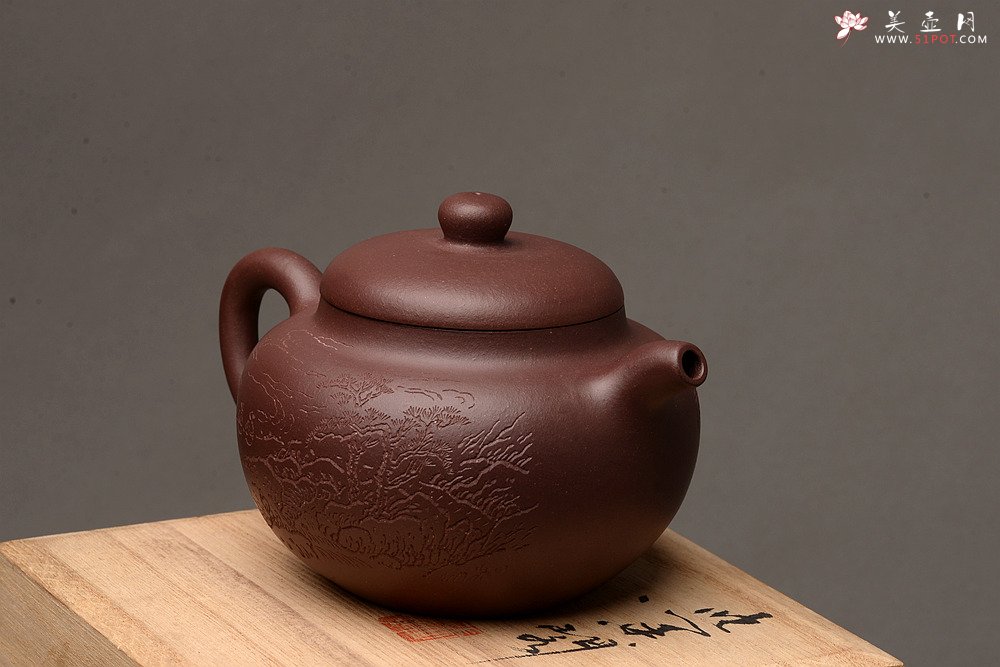 紫砂壶图片：张智耀新作 饱满敦厚 全手圆乐 张听刚装饰 - 宜兴紫砂壶网