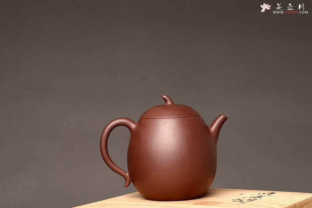 紫砂壶图片：王薇乙未年冬 娇小可人 神足趣浓 全手高茄 - 宜兴紫砂壶网