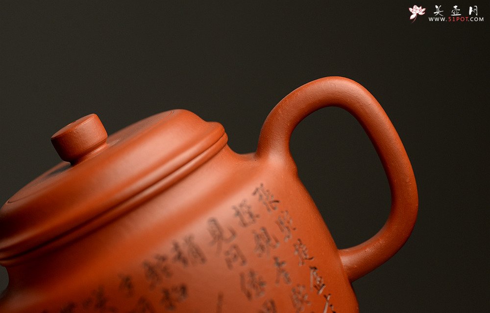 紫砂壶图片：钱伟刚精心装饰三陀图 经典实用 优质朱泥 德中 - 宜兴紫砂壶网